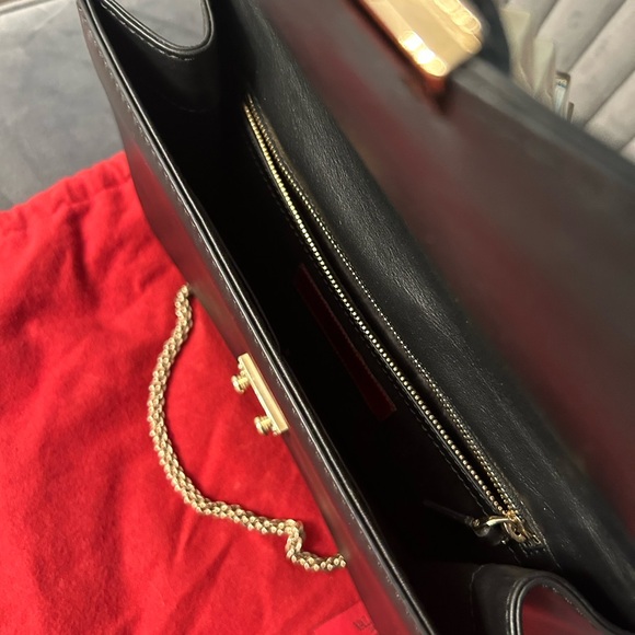 Valentino Rockstud Medium Shoulder Bag - Picture 6 of 9